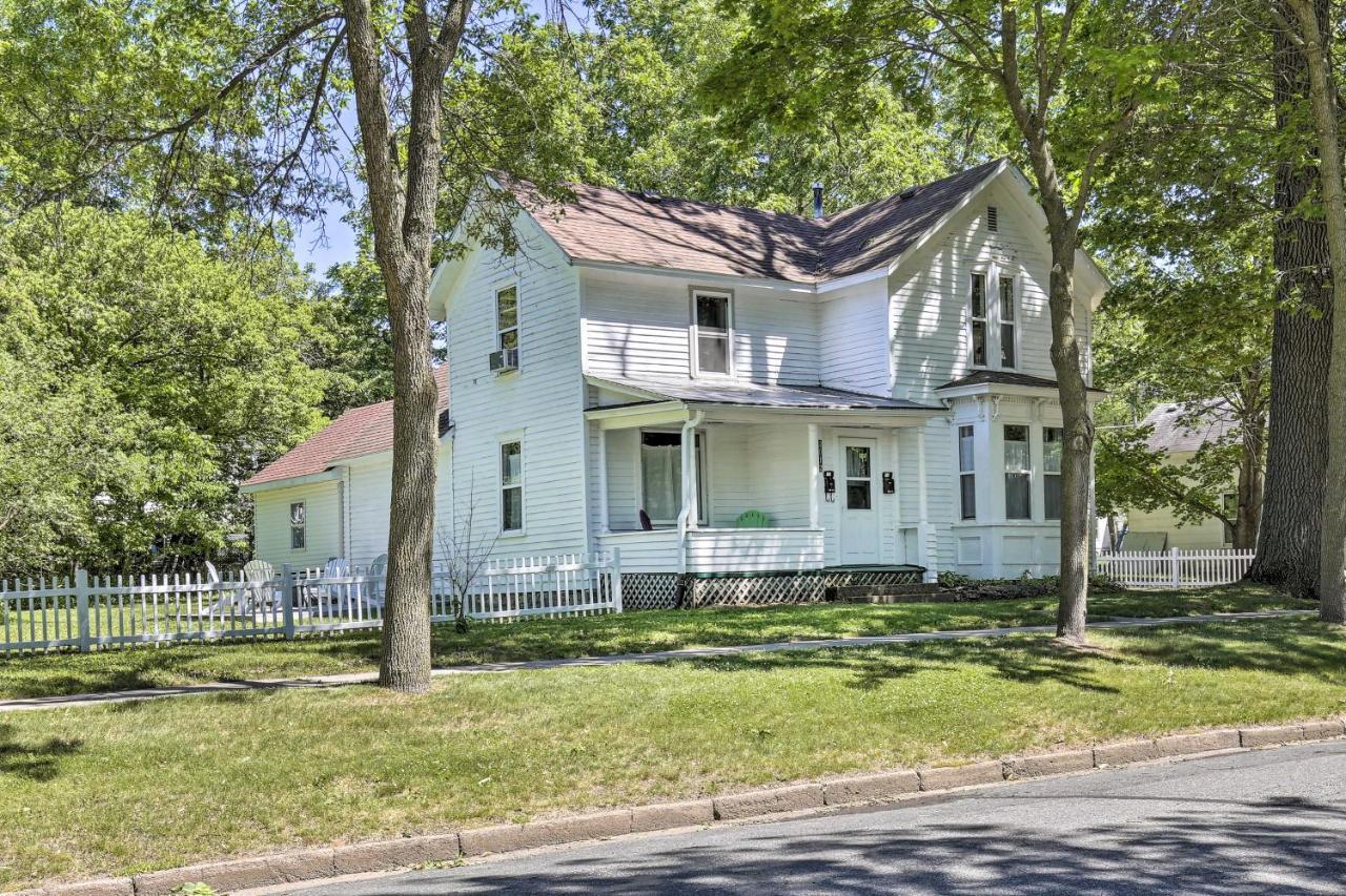 Apartamento Family-Friendly Menomonie Retreat Walk To Town! Exterior foto