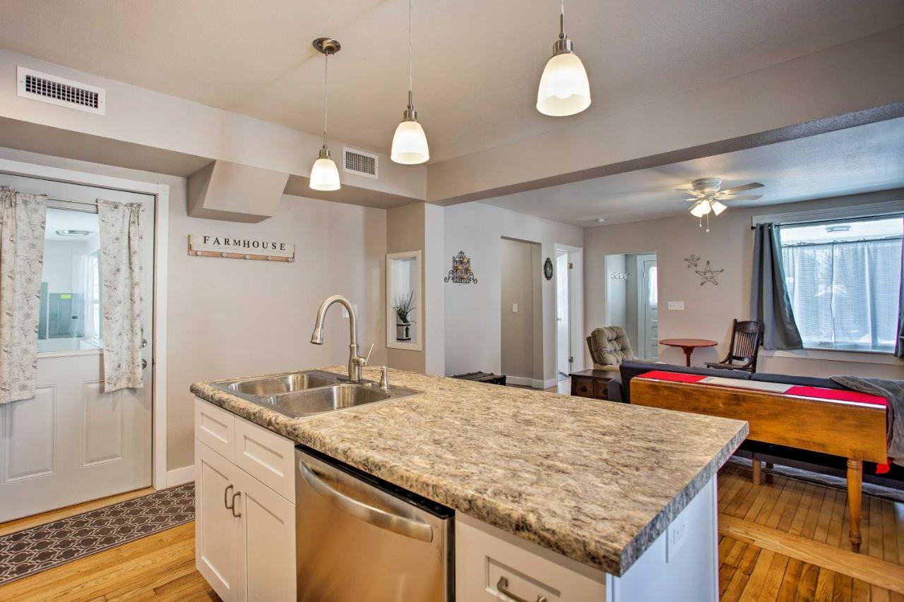 Apartamento Family-Friendly Menomonie Retreat Walk To Town! Exterior foto